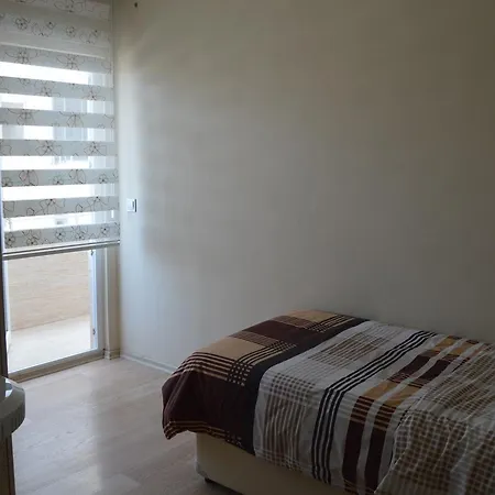 Akarat Apart 1 Трабзон